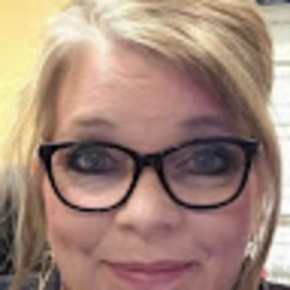 Meet your Posher, Bettie - Picture 1 of 1